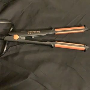 Kardashian Beauty 3 in 1